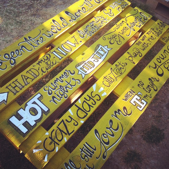 10948789_592121764255775_945024150_n